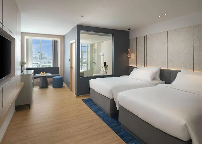 Hotel Miracle Grand Convention 4*