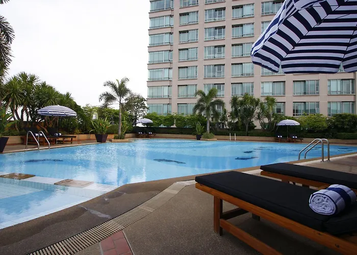 Hotel Miracle Grand Convention 4*