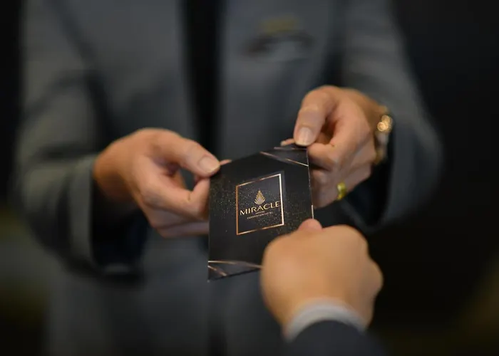 Hotel Miracle Grand Convention 4*