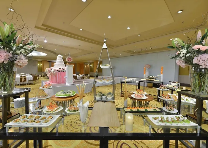 Miracle Grand Convention 4*